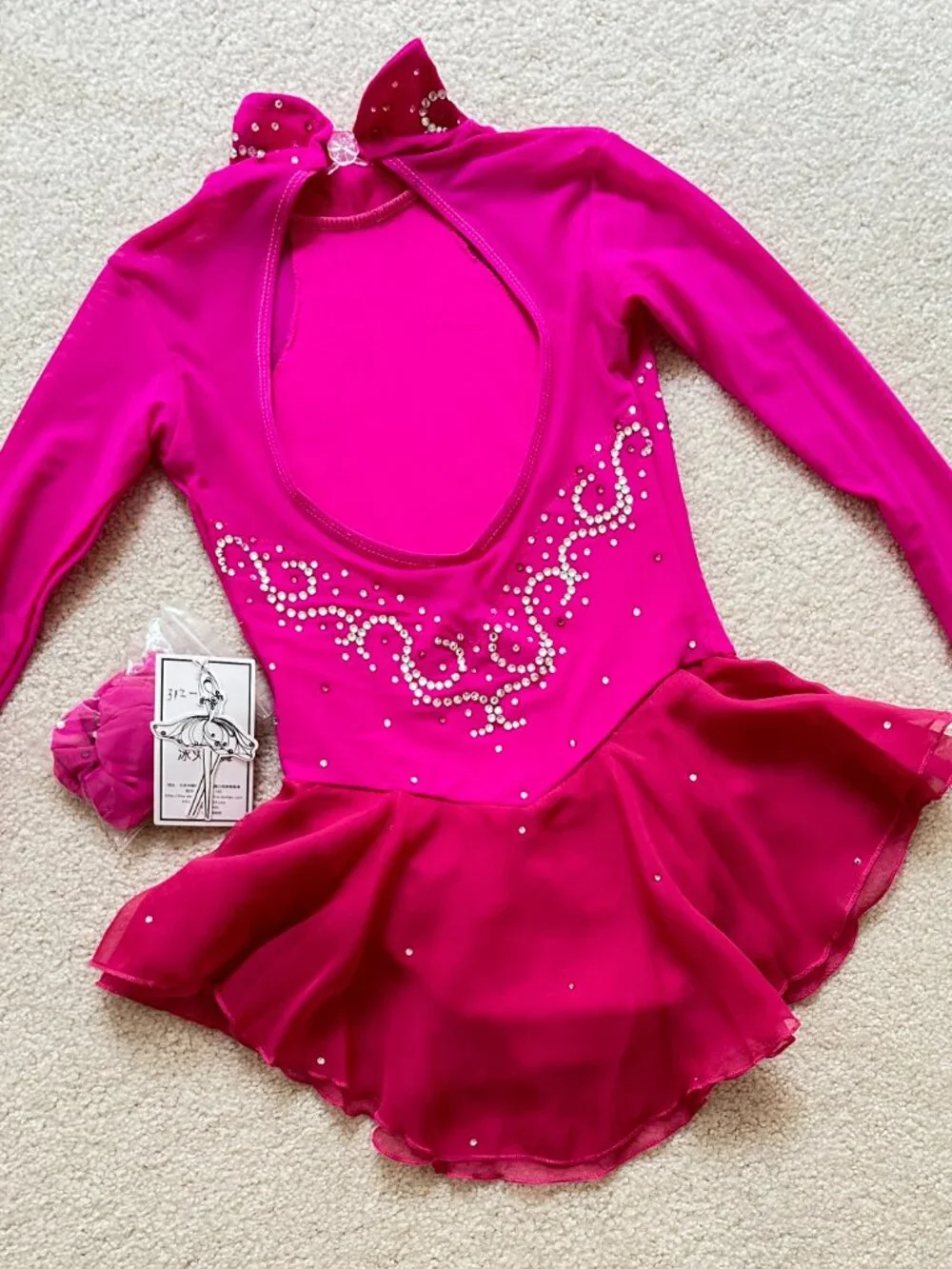 New Pink Crystal Figure Skating Dress Girl 8 (4~6T)